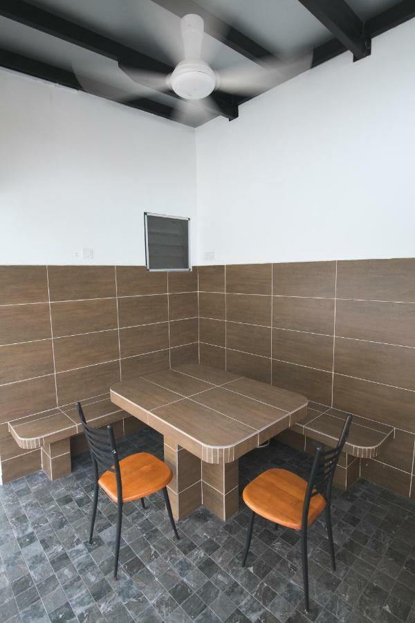 Ltl Guesthouse Johor Bahru Exterior photo